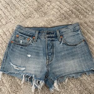 Levi 501 Jean Shorts